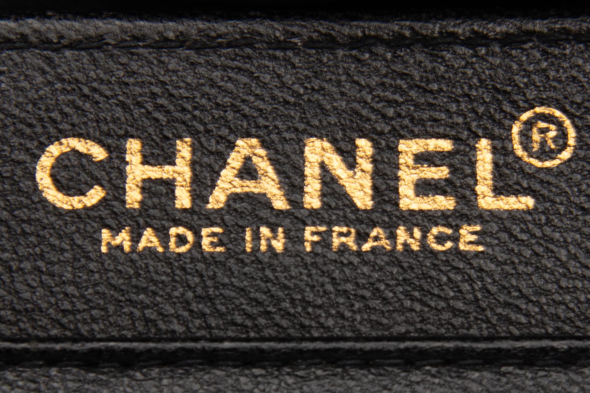 Chanel Chocolate Bar Accordion Bag in Black