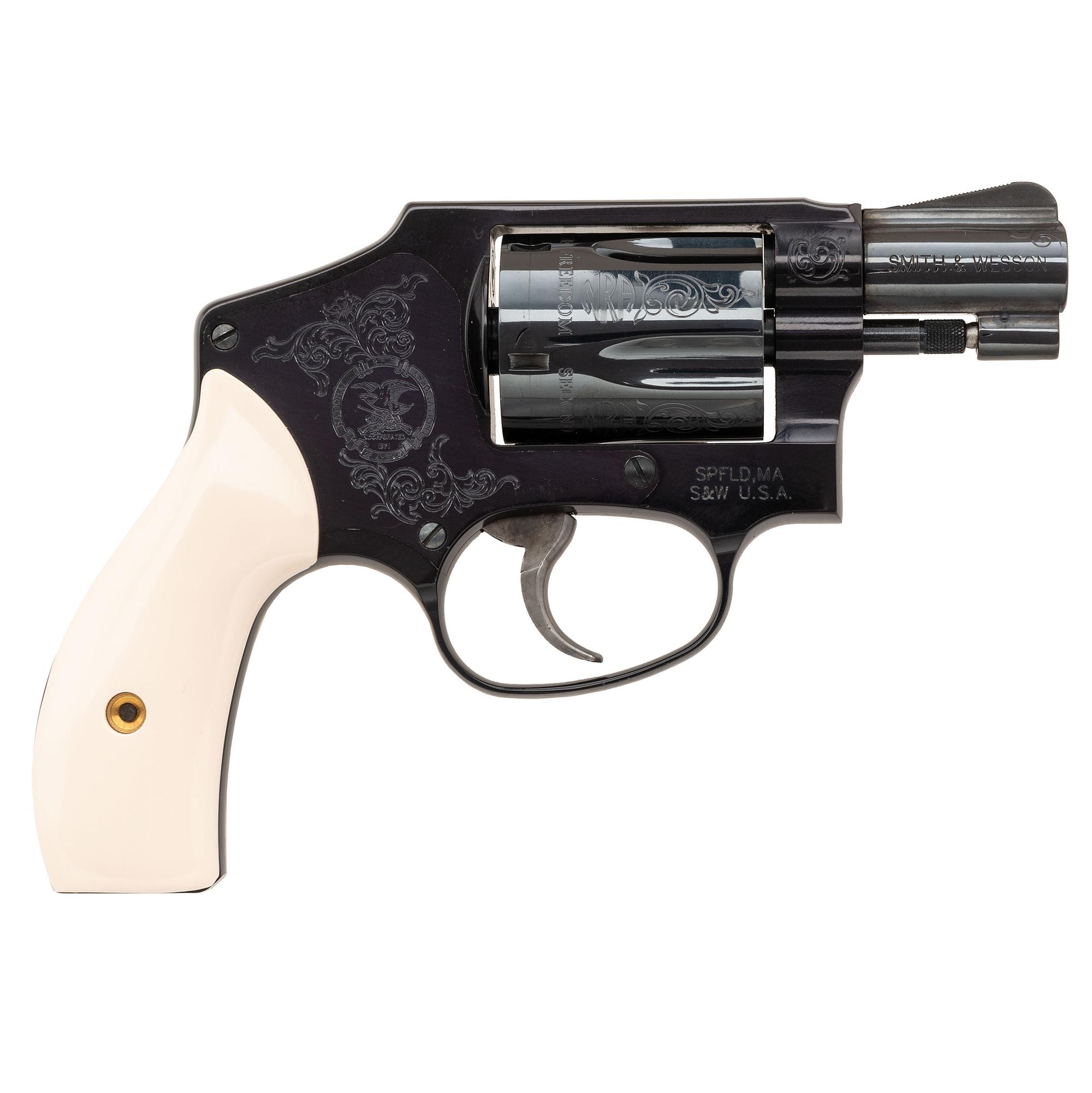 *Smith & Wesson Commemorative Women of the NRA Model 442-2 in Original Box