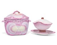 Two Wedgwood Wreathed Shell Pearlware Serving Articles