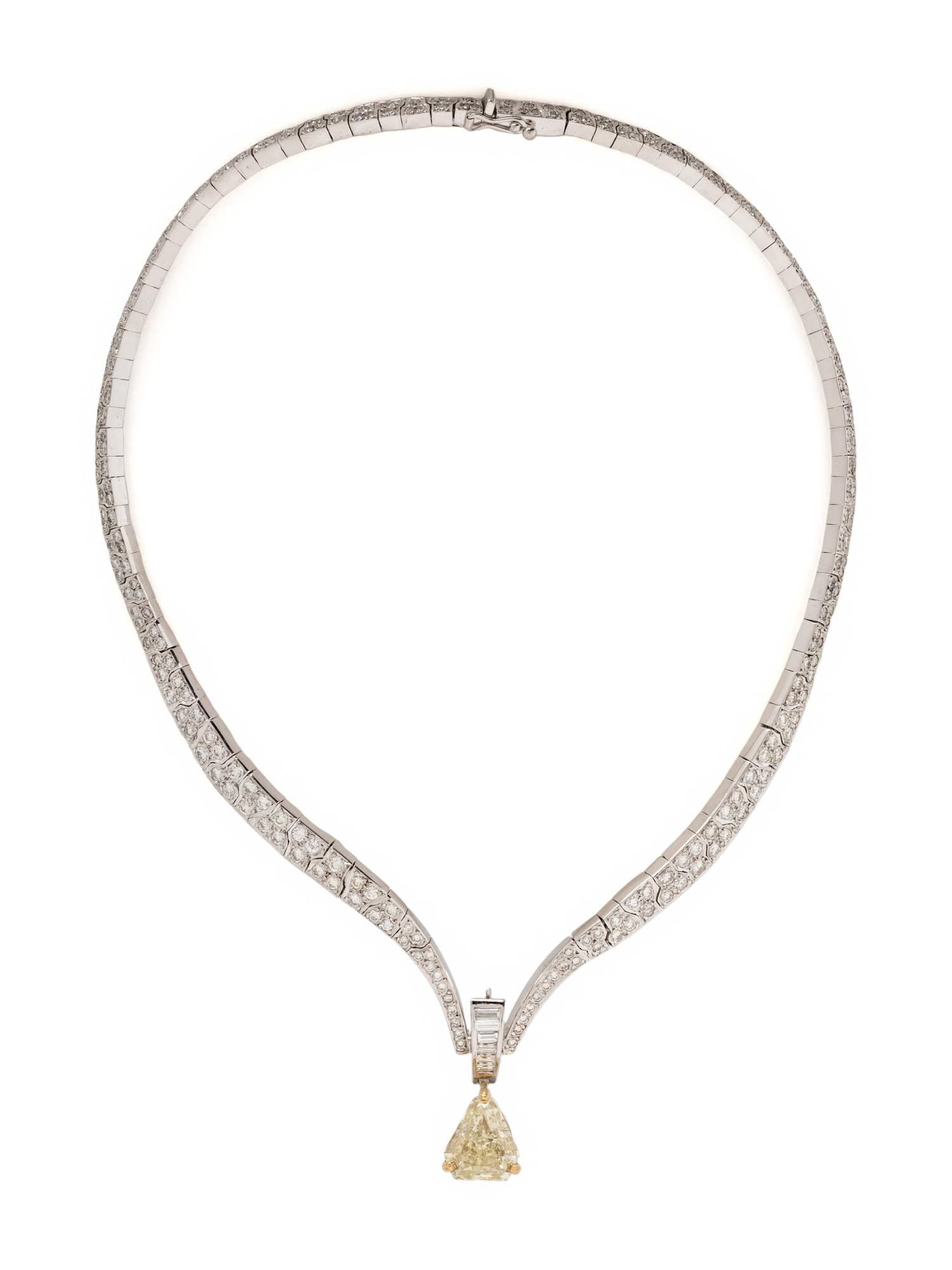 FANCY LIGHT BROWNISH GREENISH YELLOW DIAMOND AND DIAMOND NECKLACE