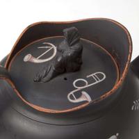 A Wedgwood & Bentley Encaustic-Decorated Black Basalt Teapot UK, circa 1770