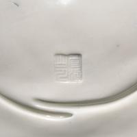 An Impressive Chinese Blanc de Chine Guanyin , Impressed Sunjiang Shanren M ark, 17th/18th Century 清早期 筍江山人款德化白瓷觀音立像