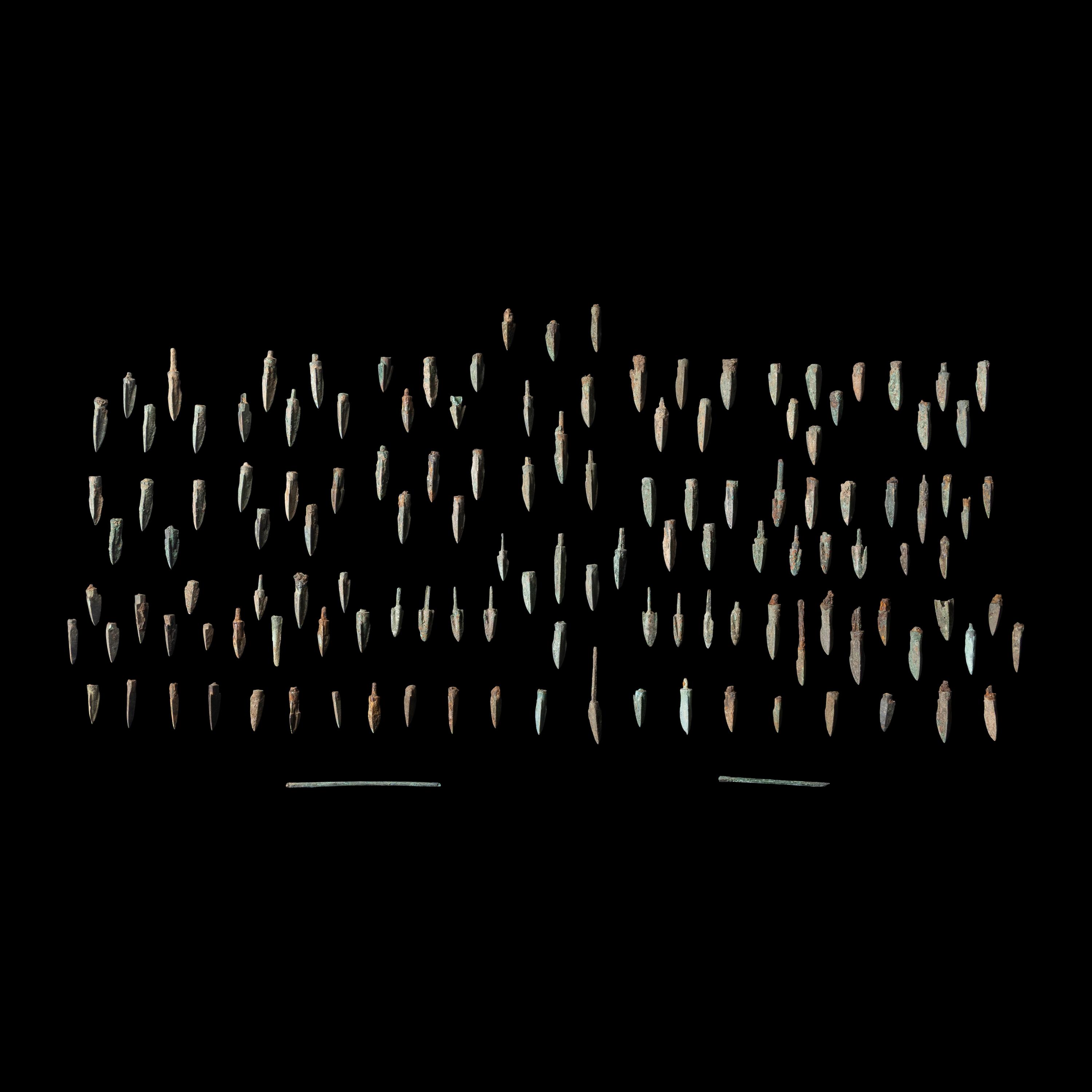 132 Roman Bronze Arrowheads and Two Rods
