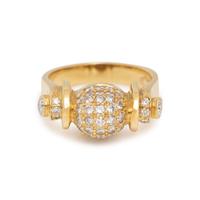 YELLOW GOLD AND DIAMOND RING
