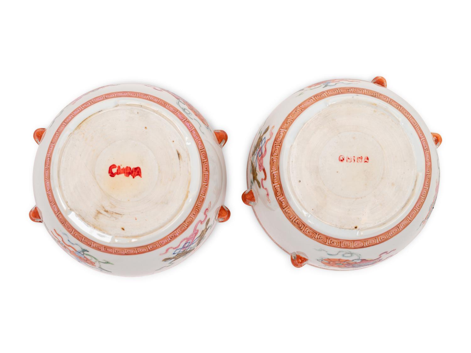 A Pair of Chinese Famille Rose Porcelain Bowls