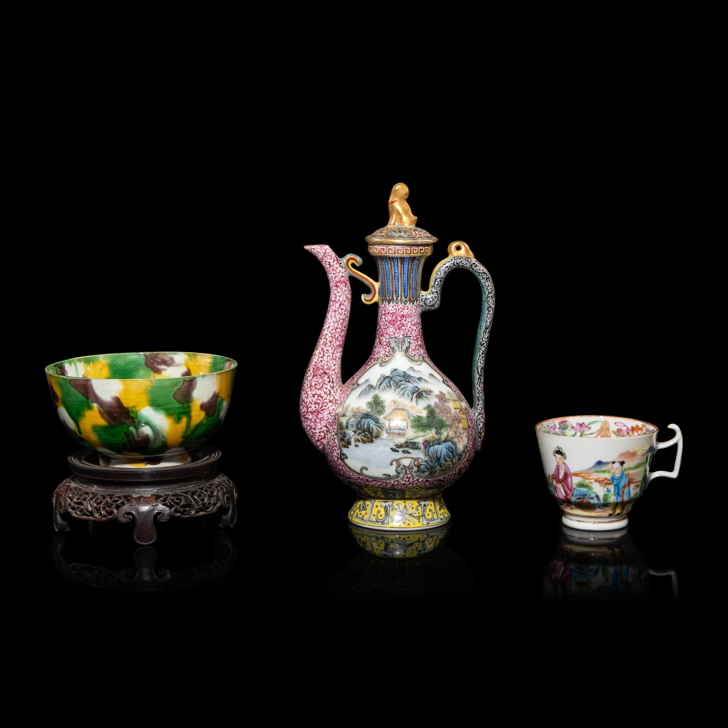 Three Chinese Porcelain Wares, Early-Mid 20th Century — 近代 粉彩山水圖執壺、人物圖茶杯及虎皮三彩碗各一