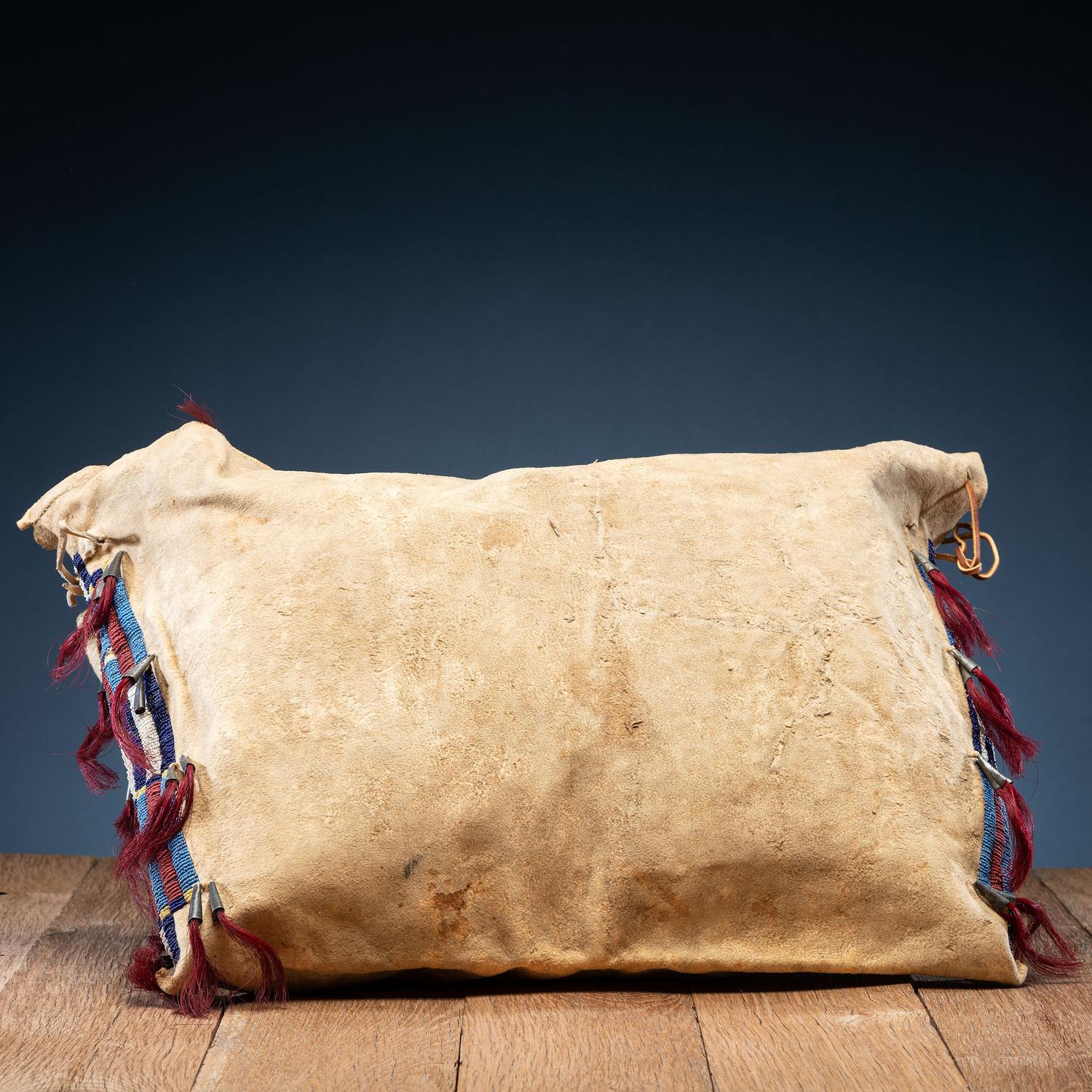 Sioux Beaded Hide Possible Bag