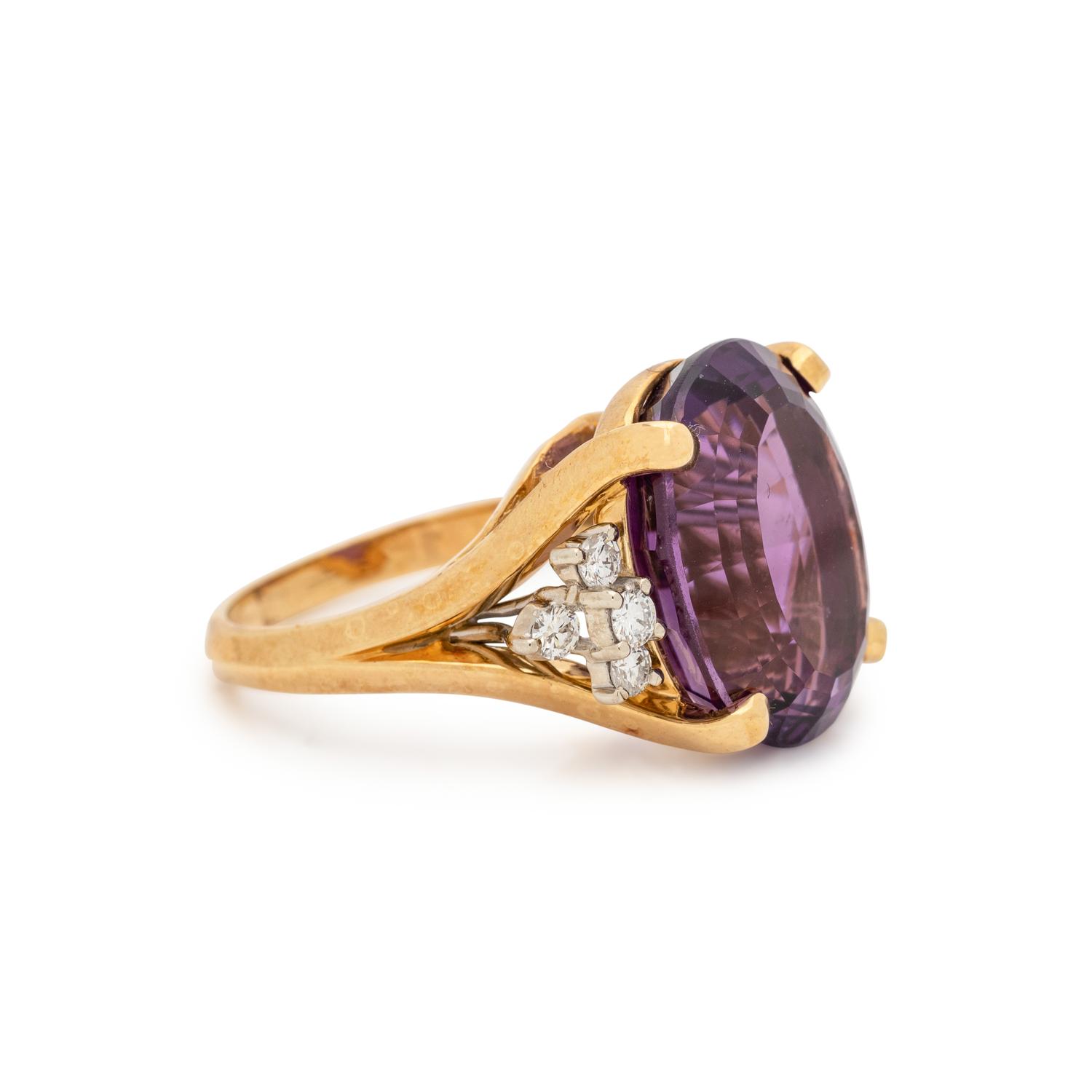 AMETHYST AND DIAMOND RING
