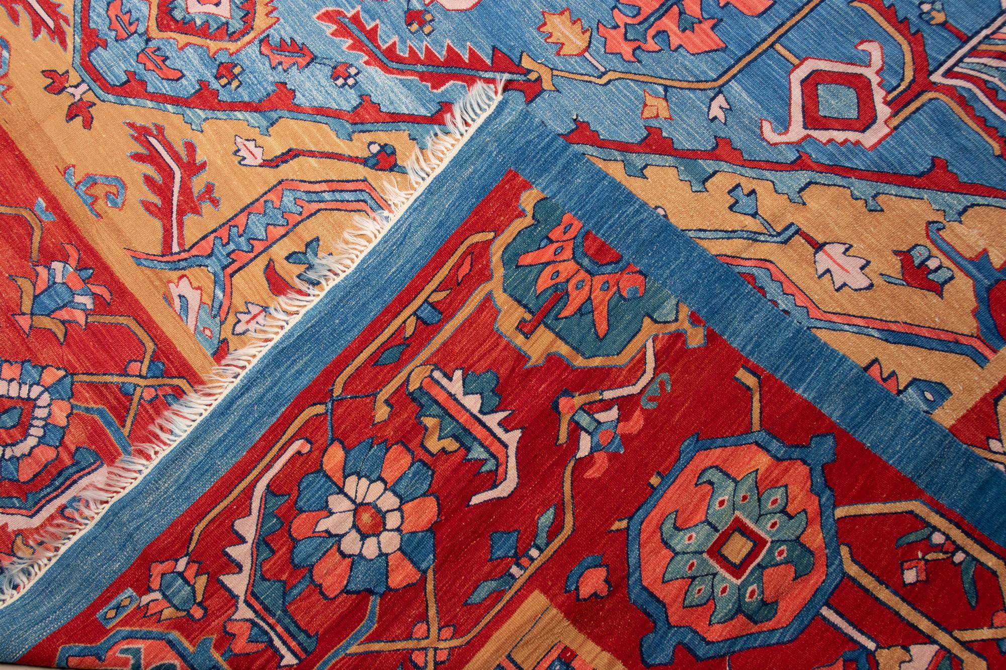 A Serapi Design Flatweave Wool Rug