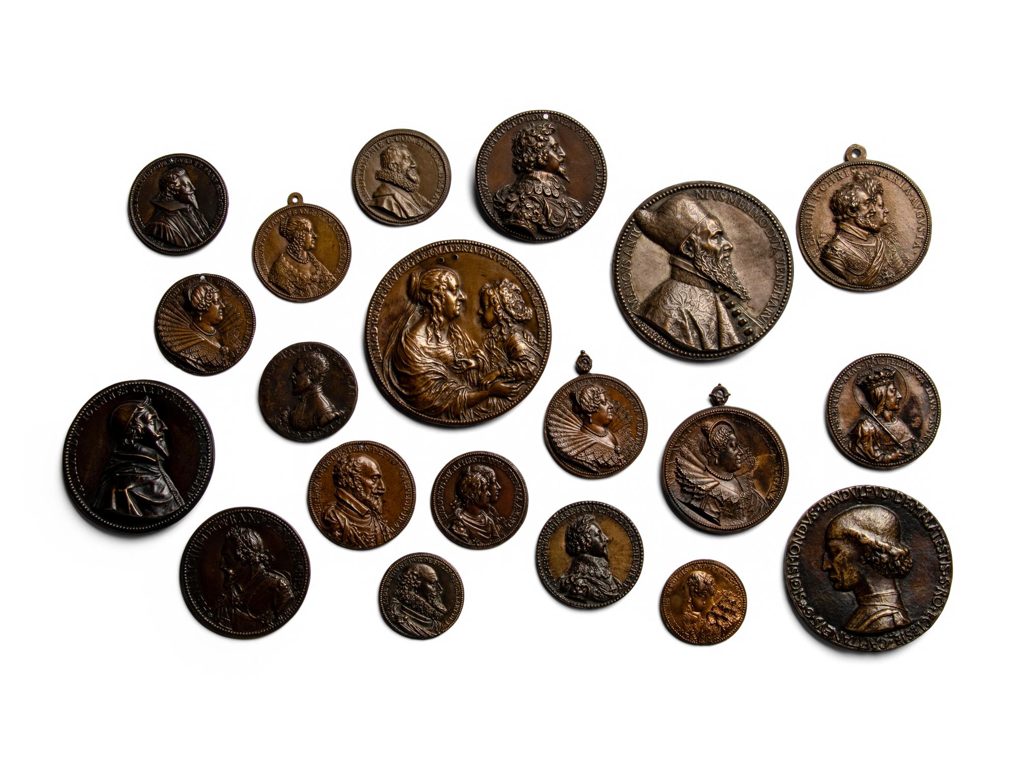 Twenty Grand Tour Bronze and Copper Double-Sided Commemorative Portrait Medallions