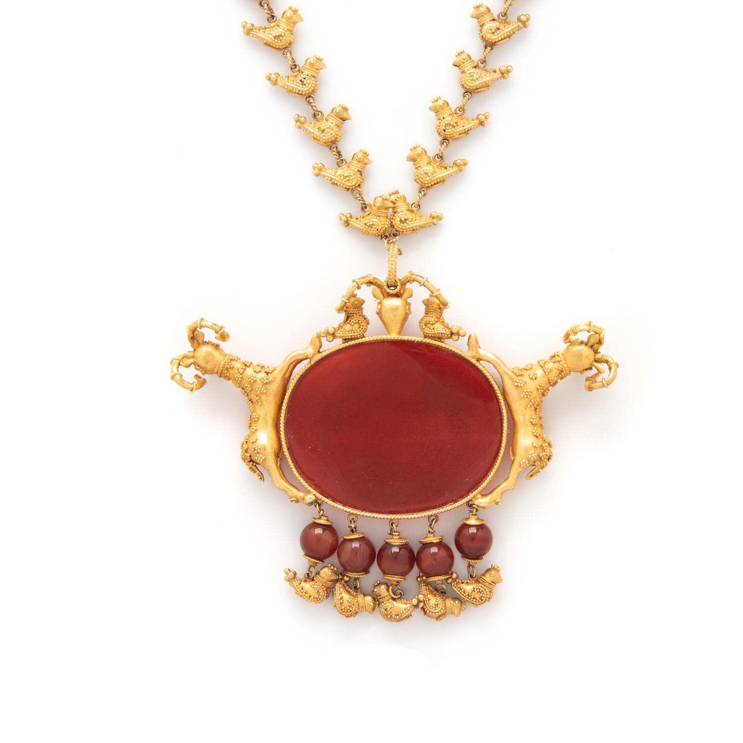 YELLOW GOLD AND CARNELIAN NECKLACE