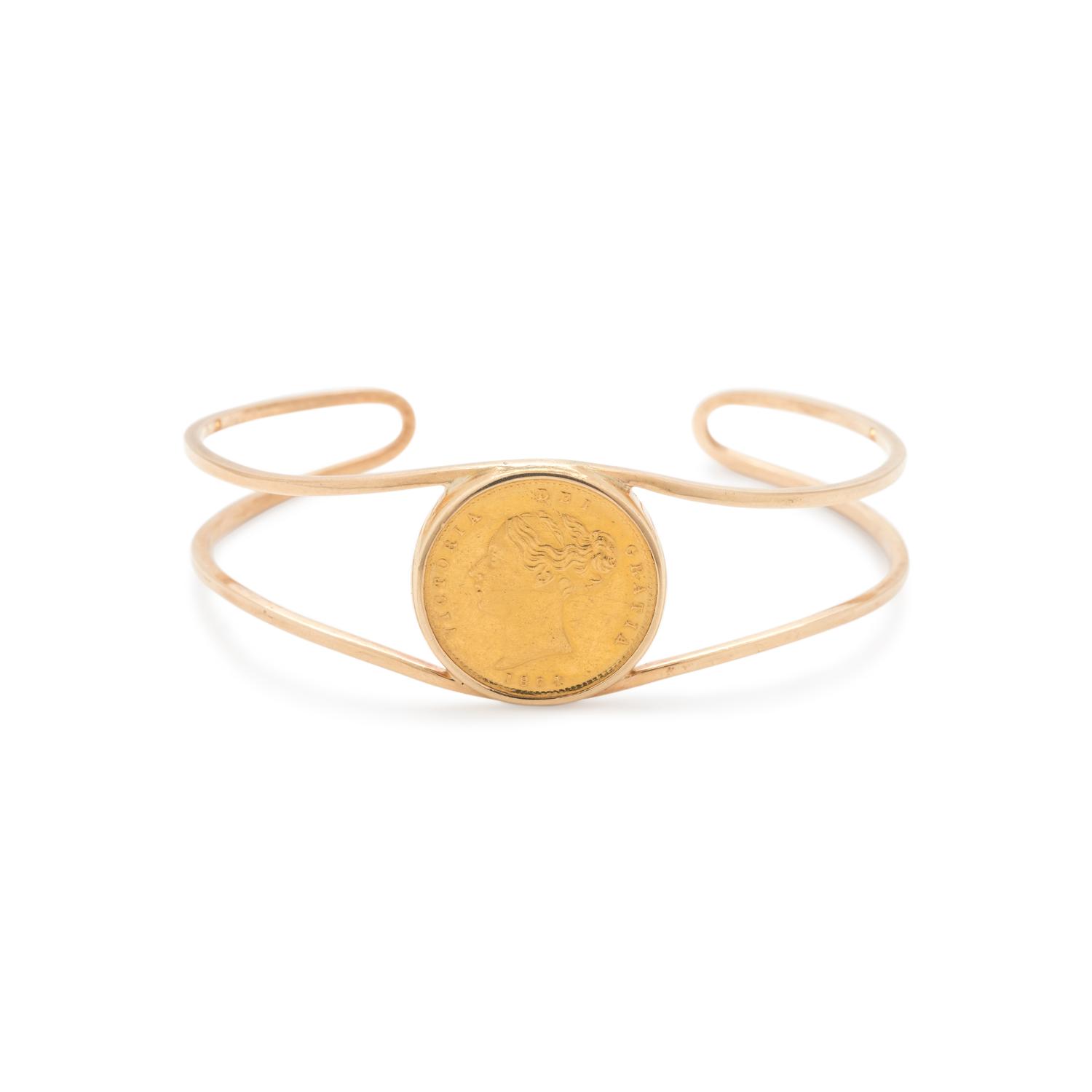 YELLOW GOLD AND BRITISH SOVEREIGN COIN CUFF BRACELET