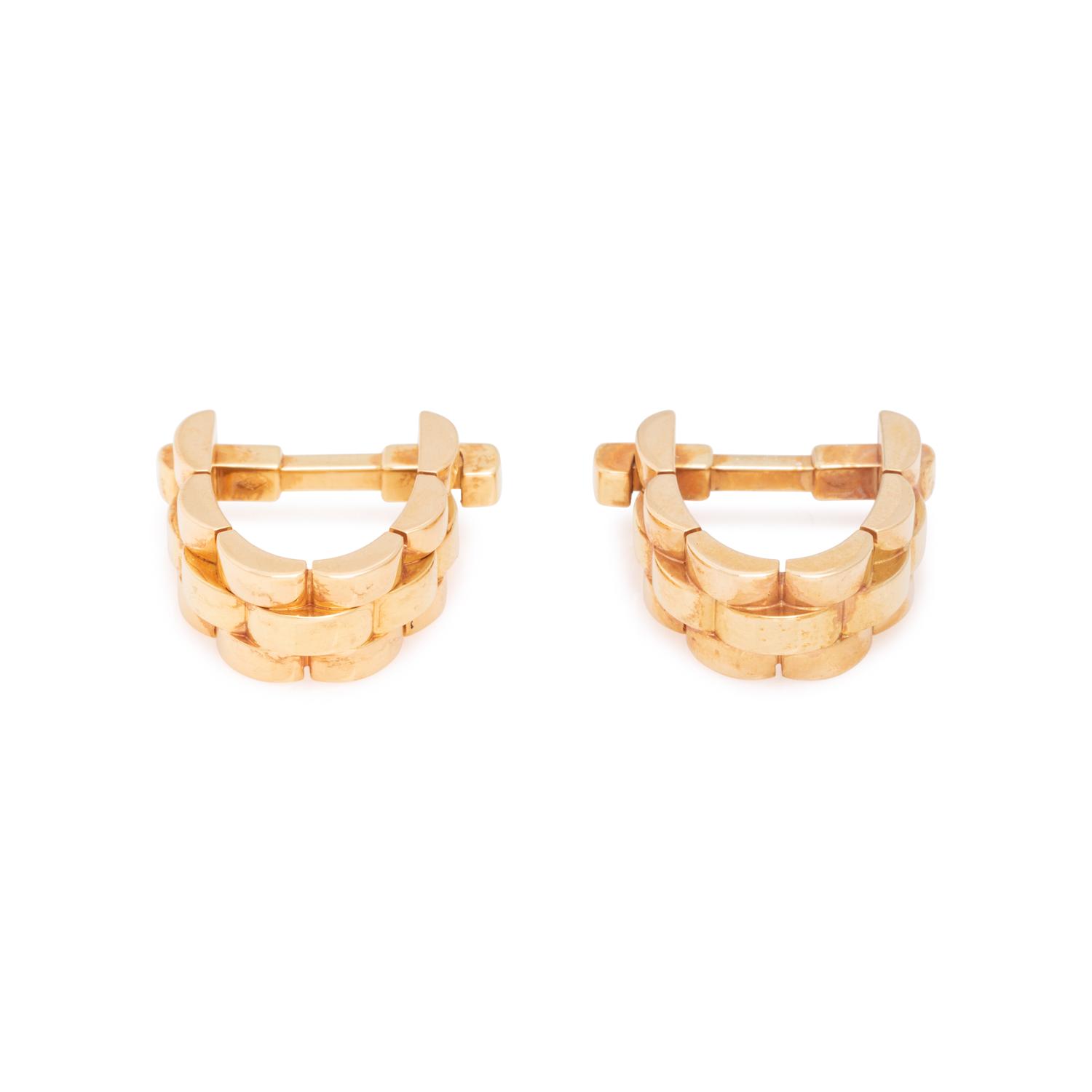 CARTIER, YELLOW GOLD 'MAILLON PANTHER STIRRUP' CUFFLINKS