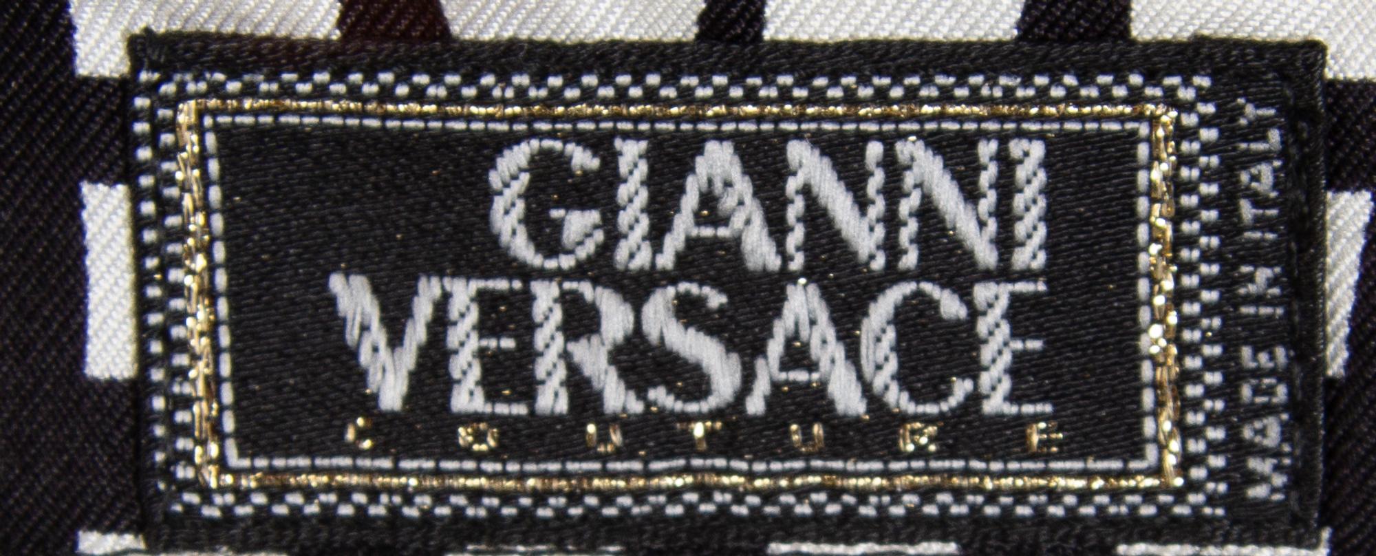 A Gianni Versace Silk Atelier Print Shirt, Size 40.