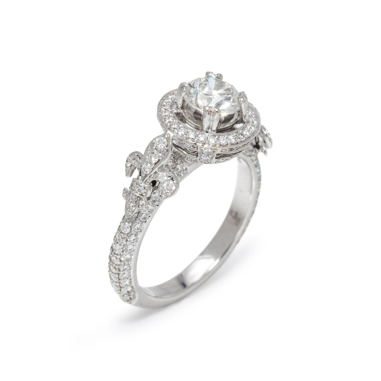 DIAMOND RING