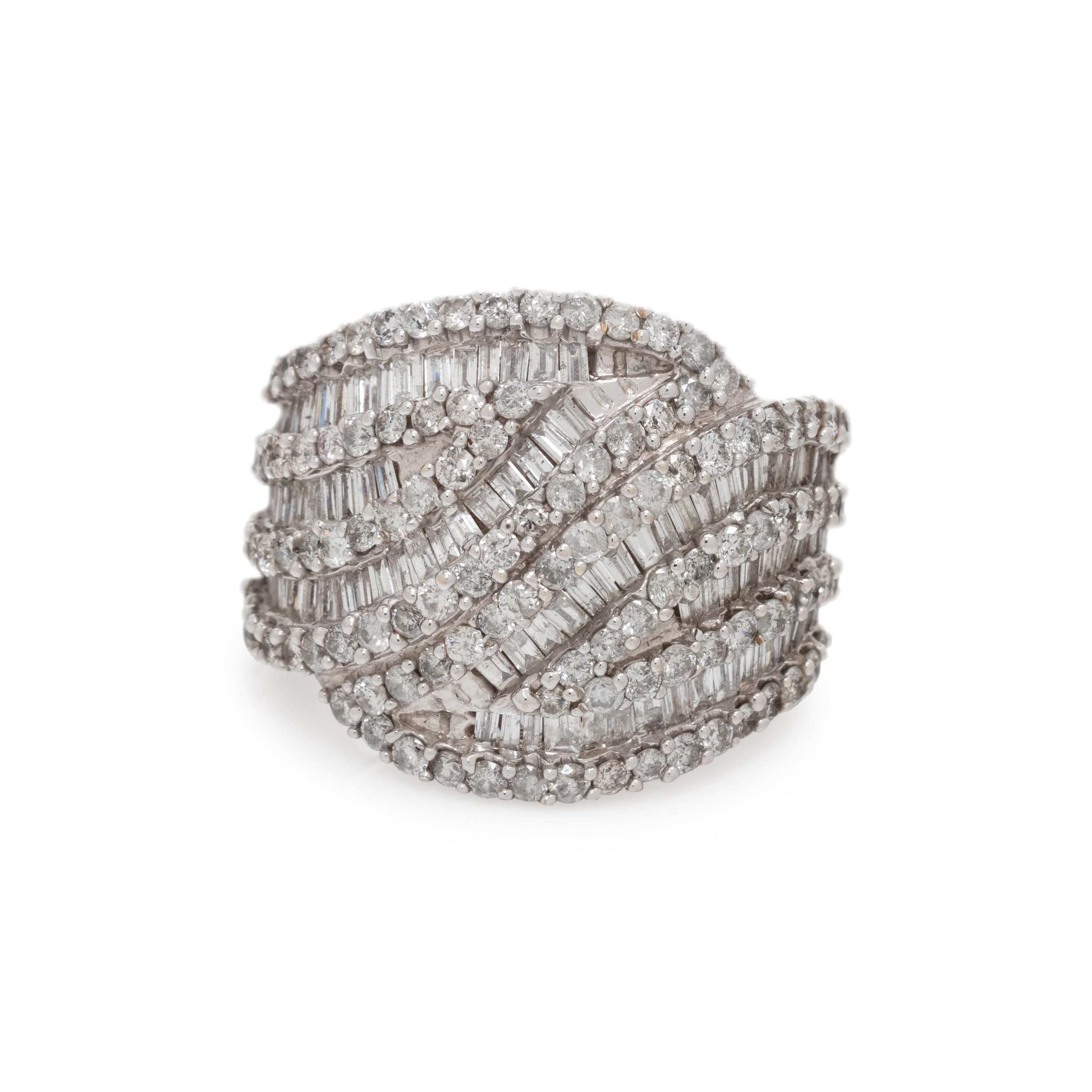 DIAMOND RING
