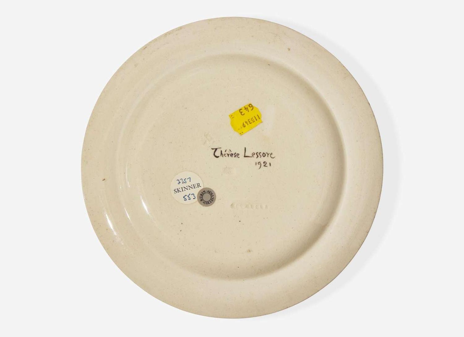 A Wedgwood Thérèse Lessore Decorated Queensware Plate, UK, circa 1921