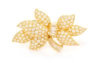 An 18 Karat Yellow Gold and Diamond Brooch, 9.90 dwts.