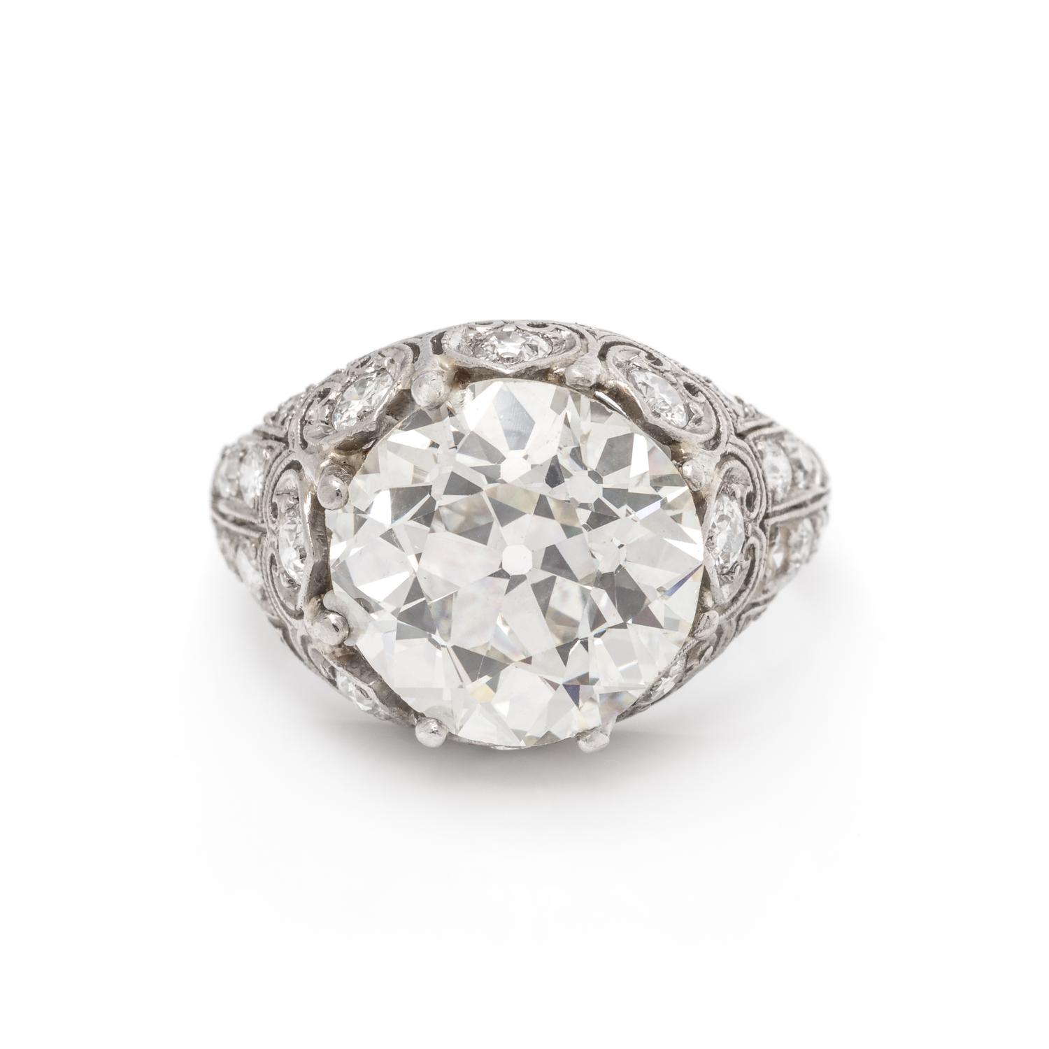 ANTIQUE, DIAMOND RING