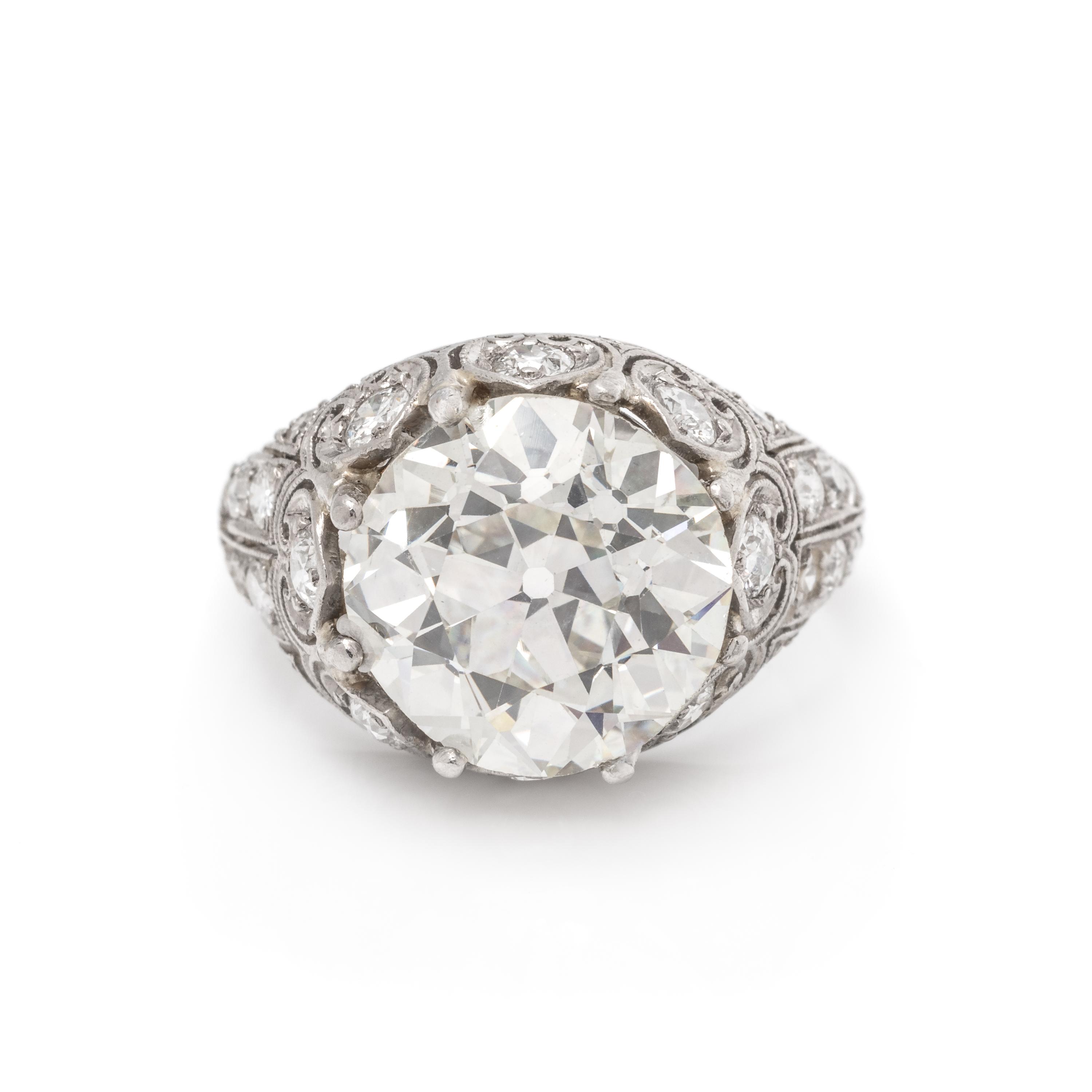 ANTIQUE, DIAMOND RING