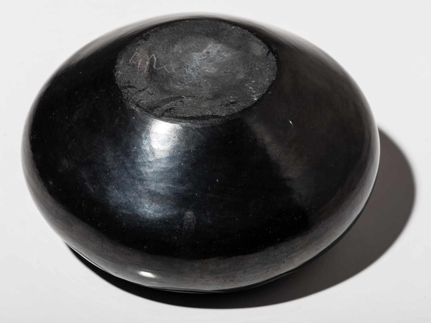 Blackware Pottery Jars, 1920-1925
