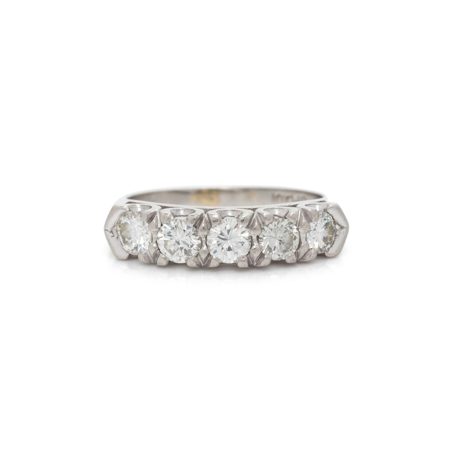DIAMOND RING