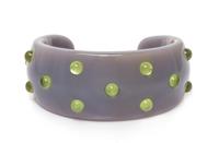 A Grey Agate and Peridot Cuff Bracelet, 44.10 dwts.