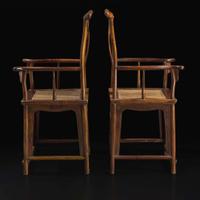 A rare pair of Chinese Huanghuali yoke-back armchairs, sichutou guanmaoyi 黄花梨四出頭官帽椅一对 17th/ 18th century ???????