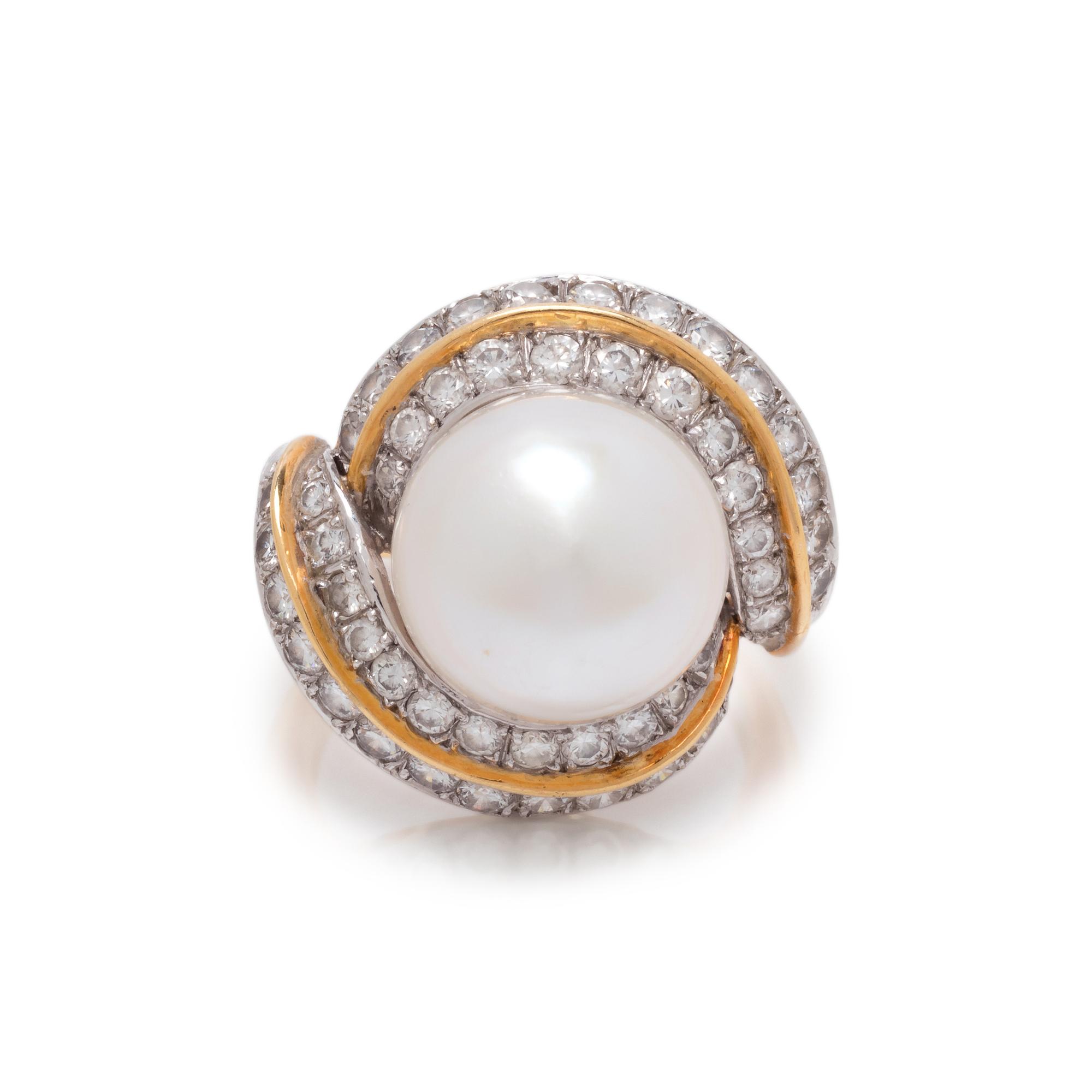 CULTURED SOUTH SEA PEARL AND DIAMOND RING