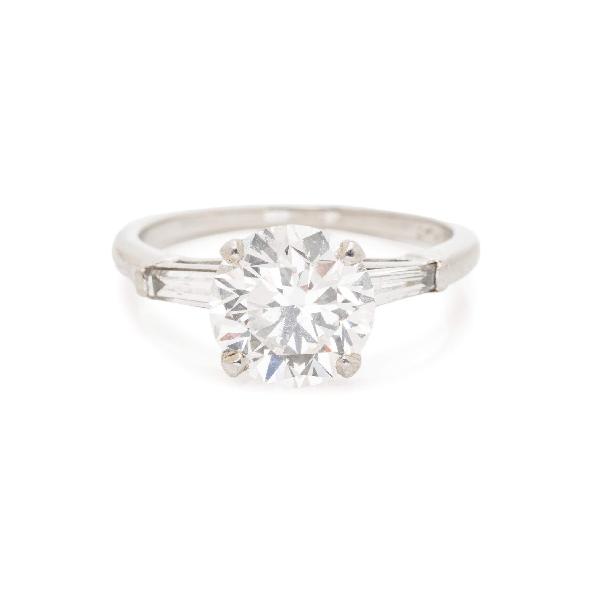 DIAMOND AND PLATINUM RING