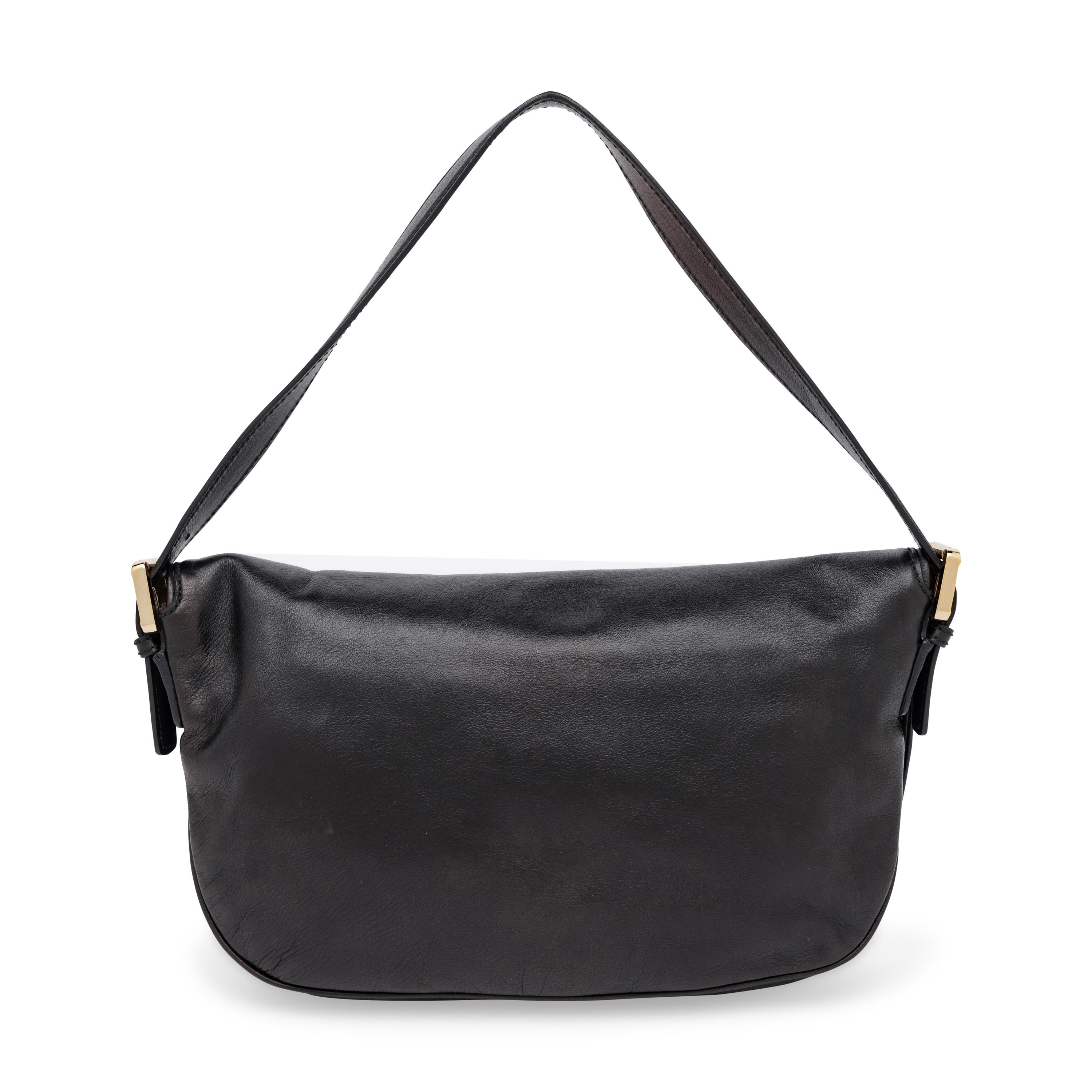 Gucci, Britt Flap Bag in Black Leather