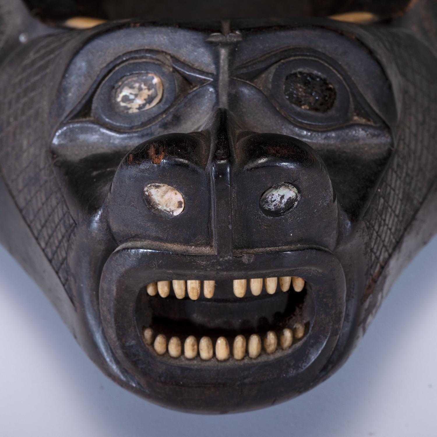 Carved Seal Lion Bowl
