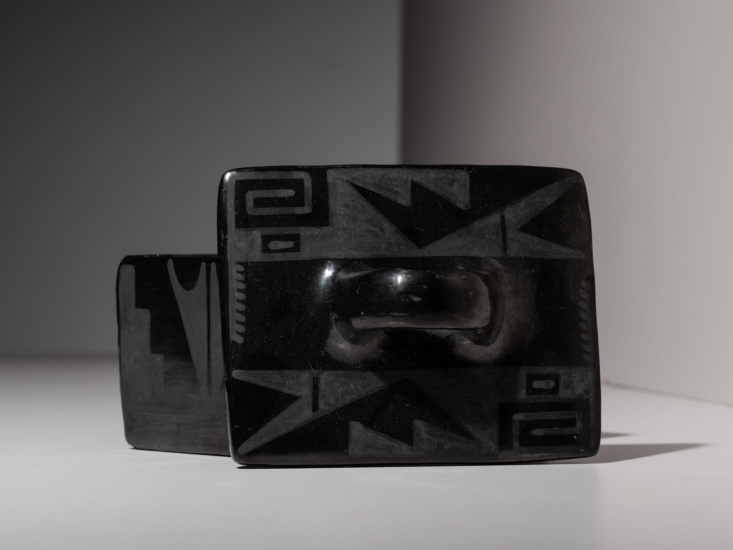 Lidded Pottery Box 1920-1925