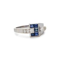 SAPPHIRE AND DIAMOND RING