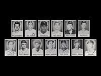 A Group of 13 1960 Leaf Baseball Cards Including Multiple Hall of Famers (Duke Snider and Brooks Robinson),