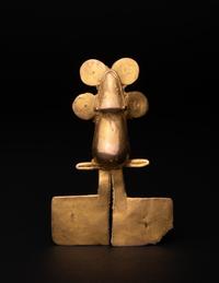 A Chiriquí Gold Frog Pendant