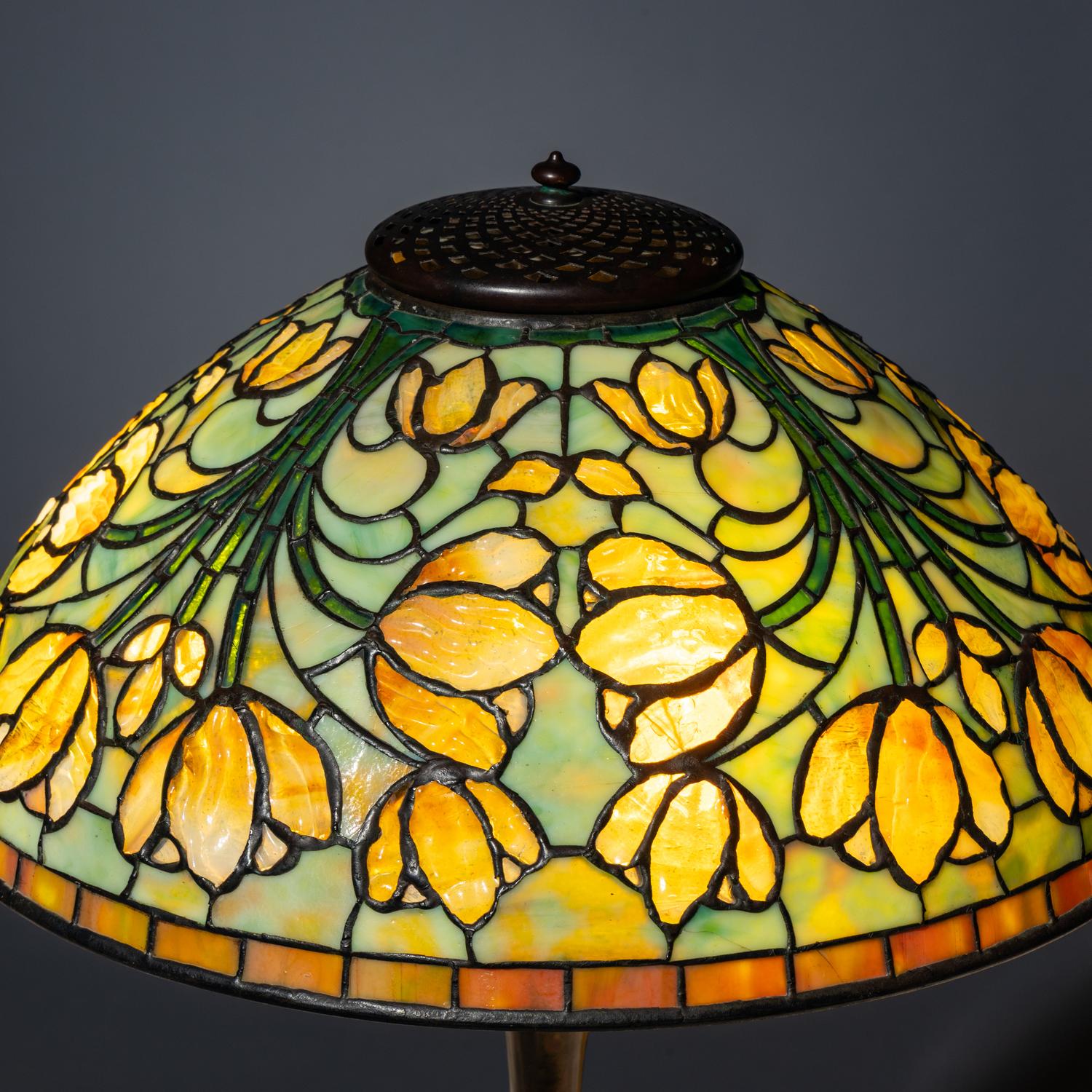 Tulip Cluster ( Crocus ) table lamp, c. 1905