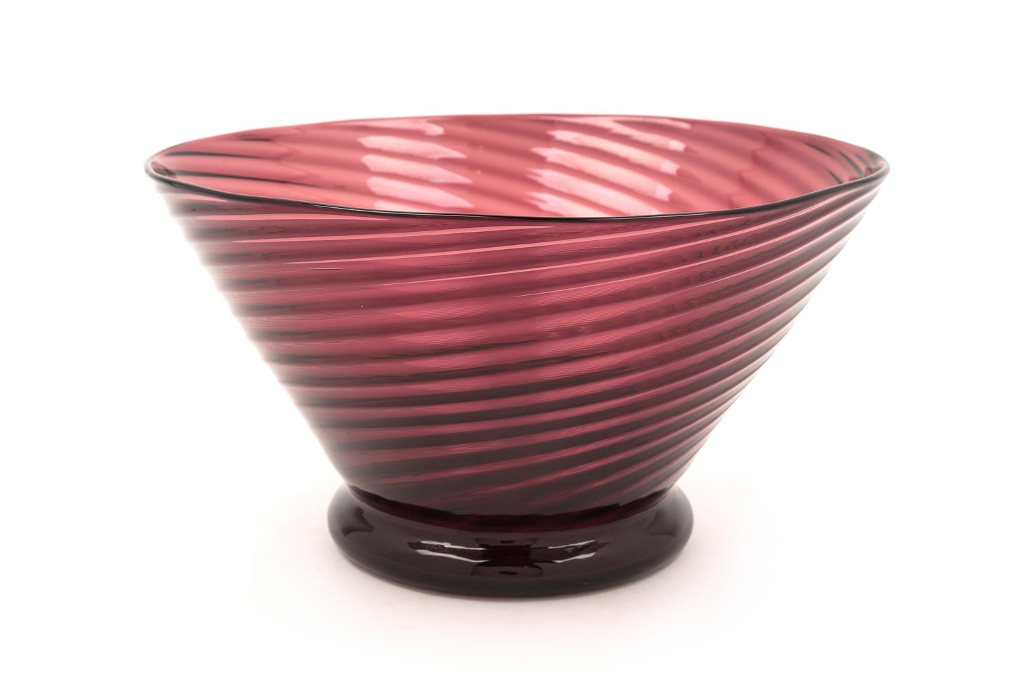 Steuben, 20TH CENTURY, an amethyst glass bowl