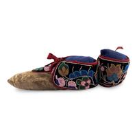 Athabaskan and Haudenosaunee Beaded Hide Moccasins