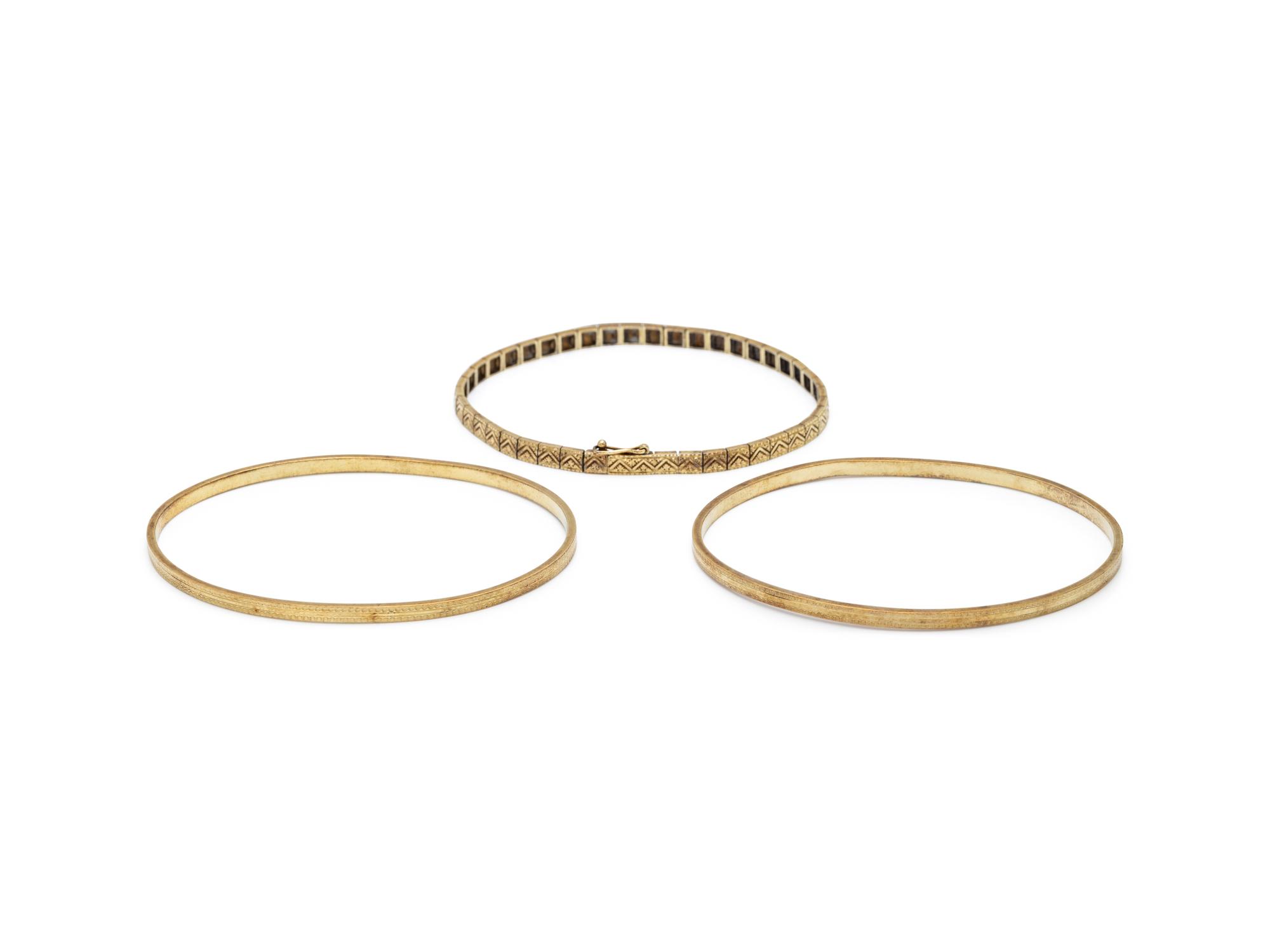 COLLECTION OF YELLOW GOLD BRACELETS