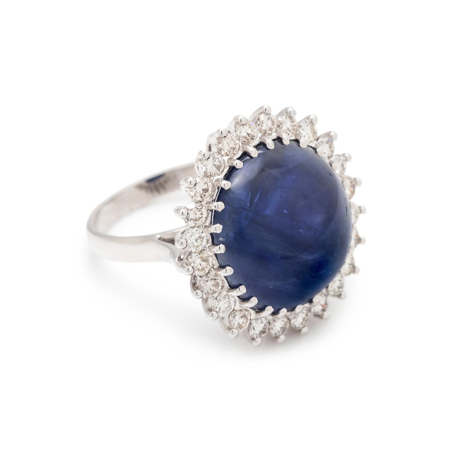 SAPPHIRE AND DIAMOND RING
