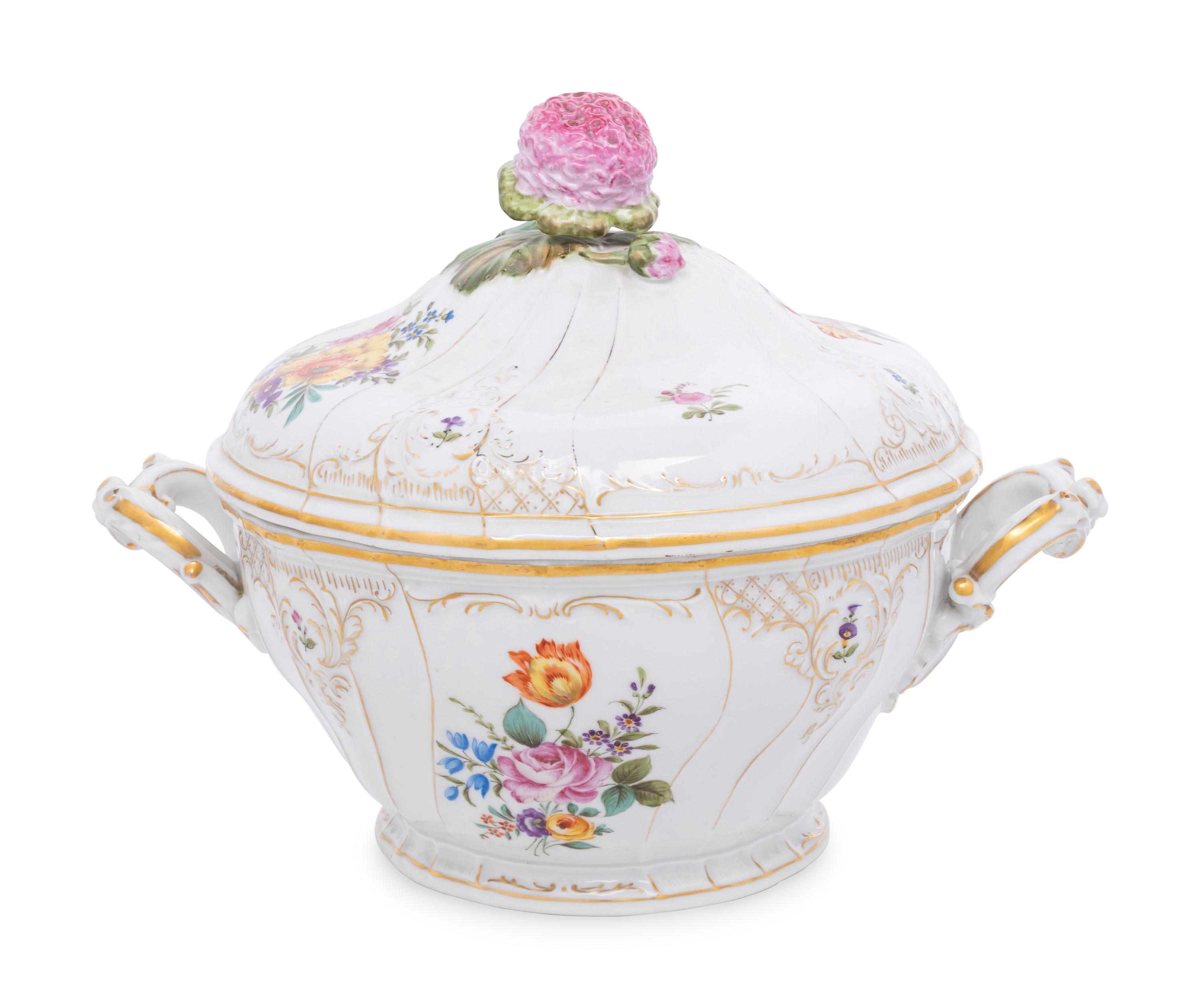 A Continental Porcelain Tureen