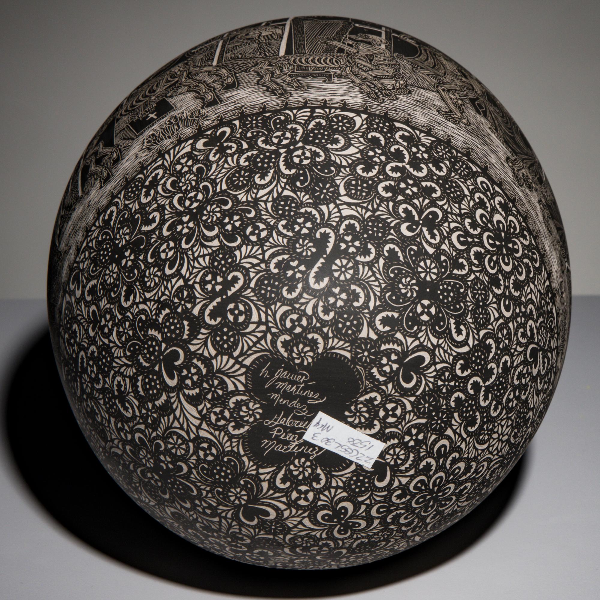 Hector Javier Martinez Mendez and Gabriela Perez de Martinez (Mata Ortiz, 20th century) — Black-on-Cream Sgraffito Pottery Jar, Remembering Artist Past - Night