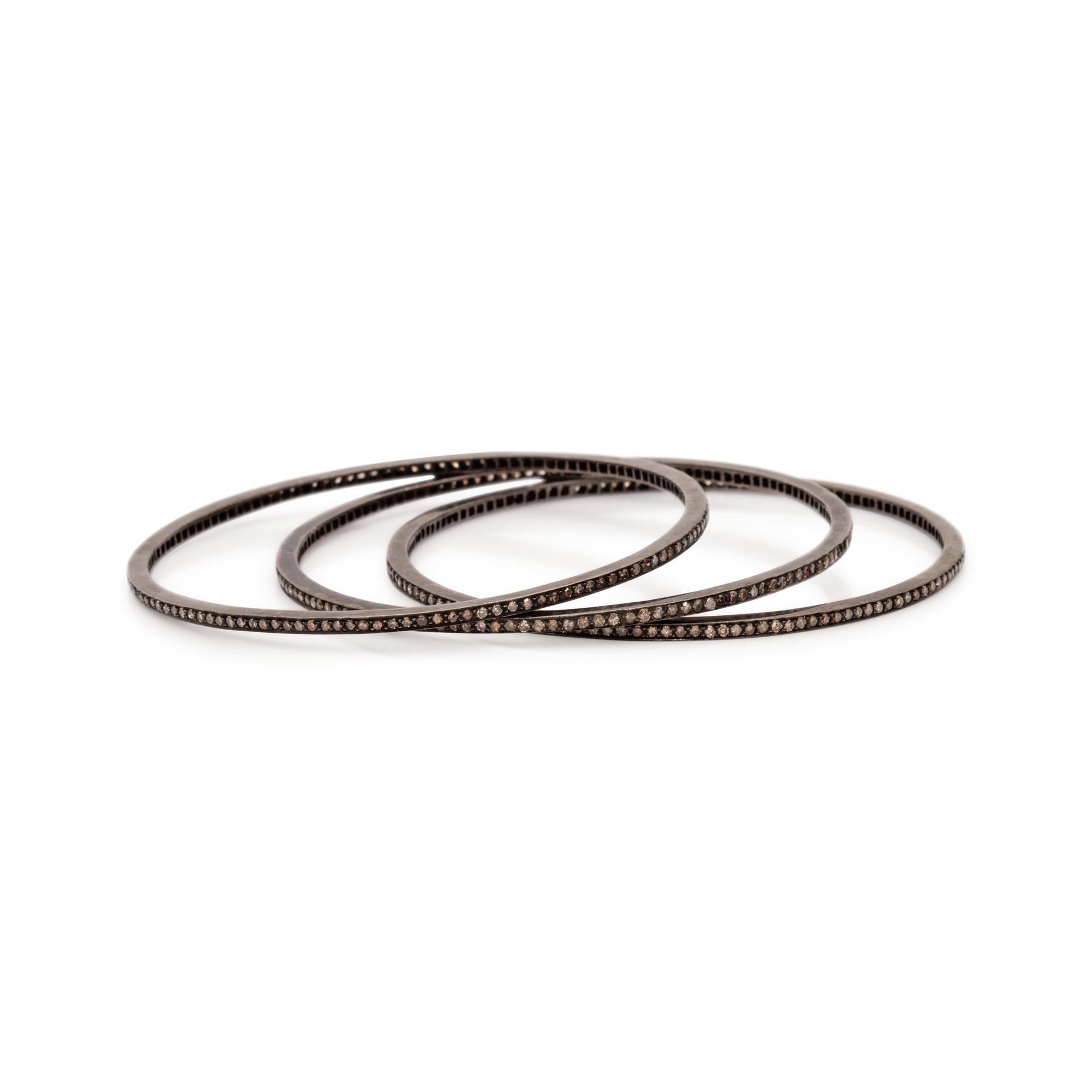 COLORED DIAMOND BANGLE BRACELET SET