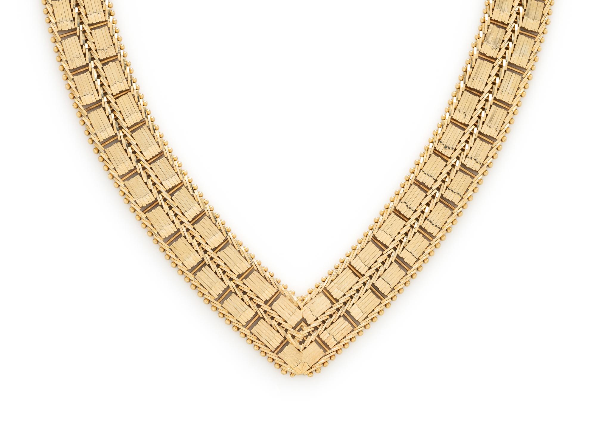 YELLOW GOLD NECKLACE