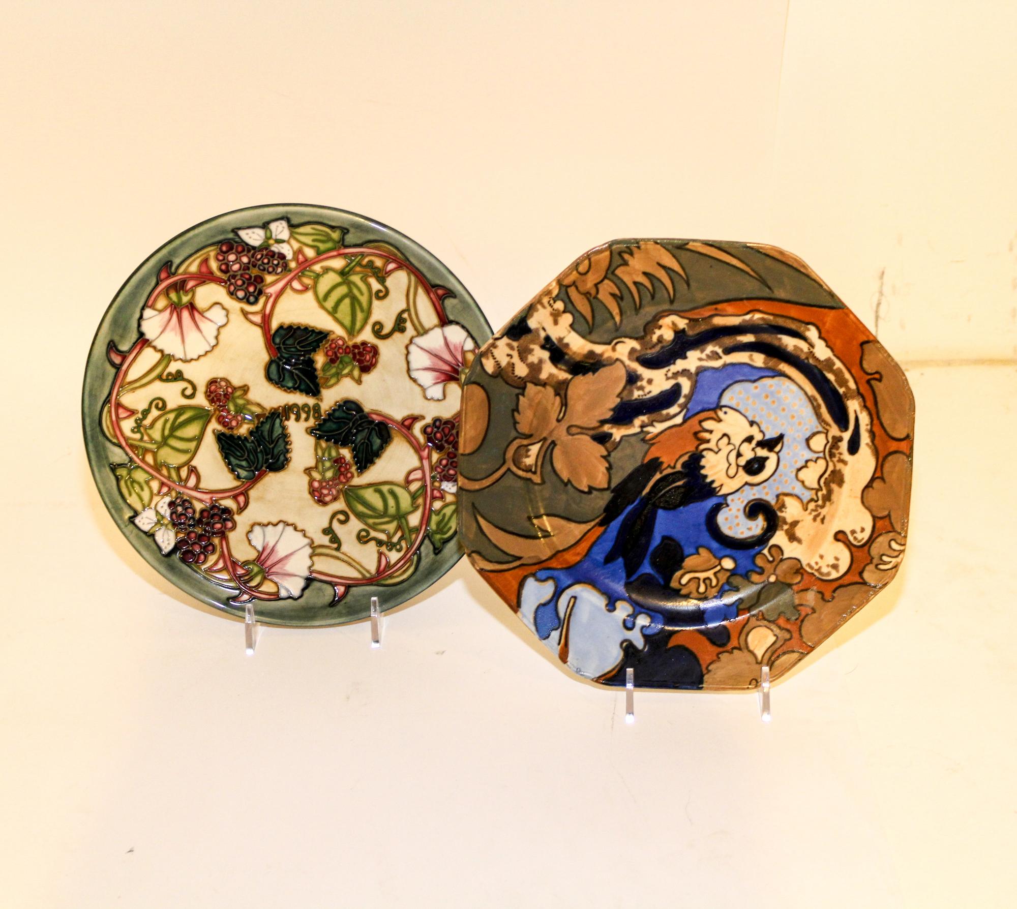 Two Ceramic Plates Diameter of largest 8 1/2 inches. — 20TH CENTURY
