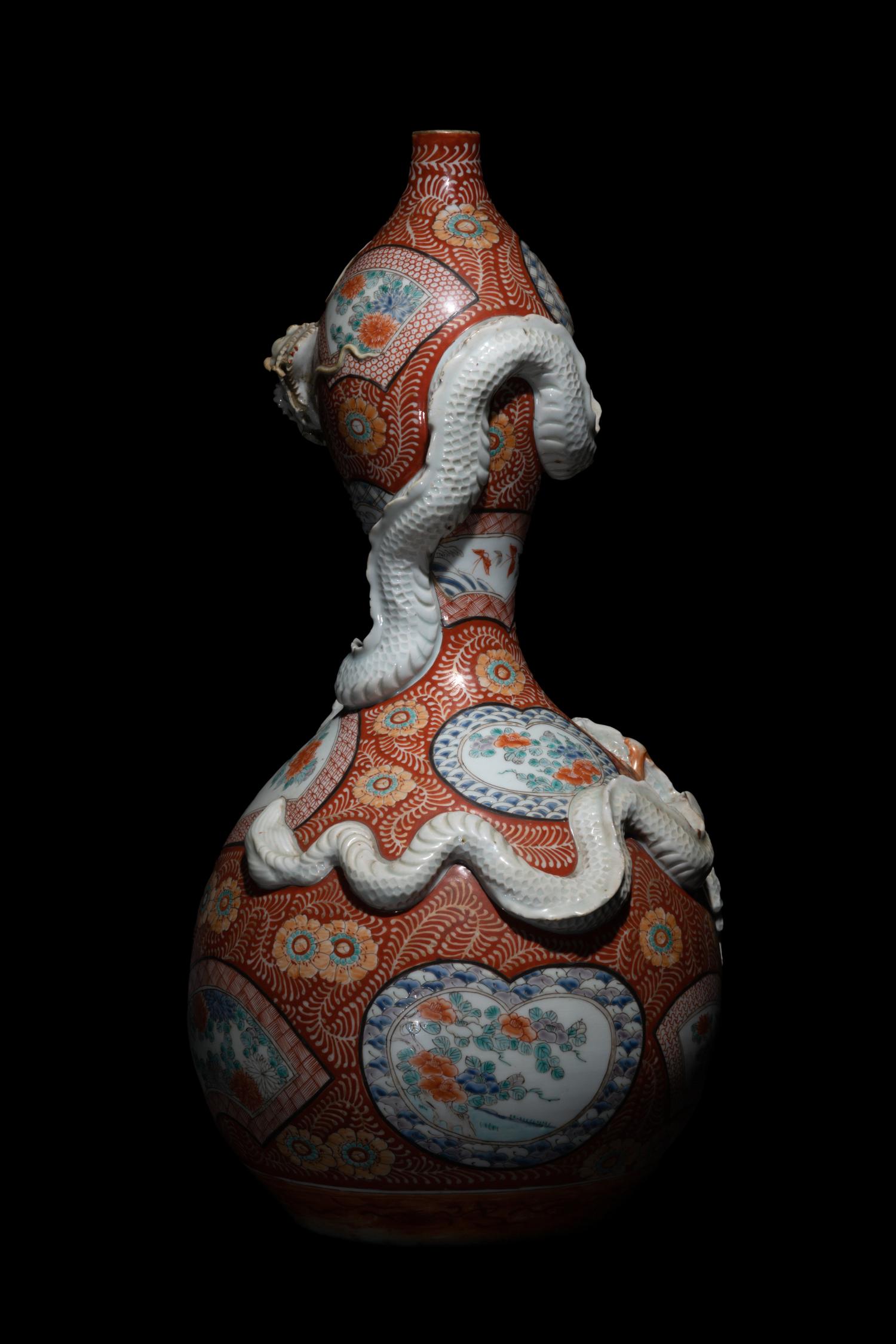 Two Japanese Imari and Kutani Porcelain Wares