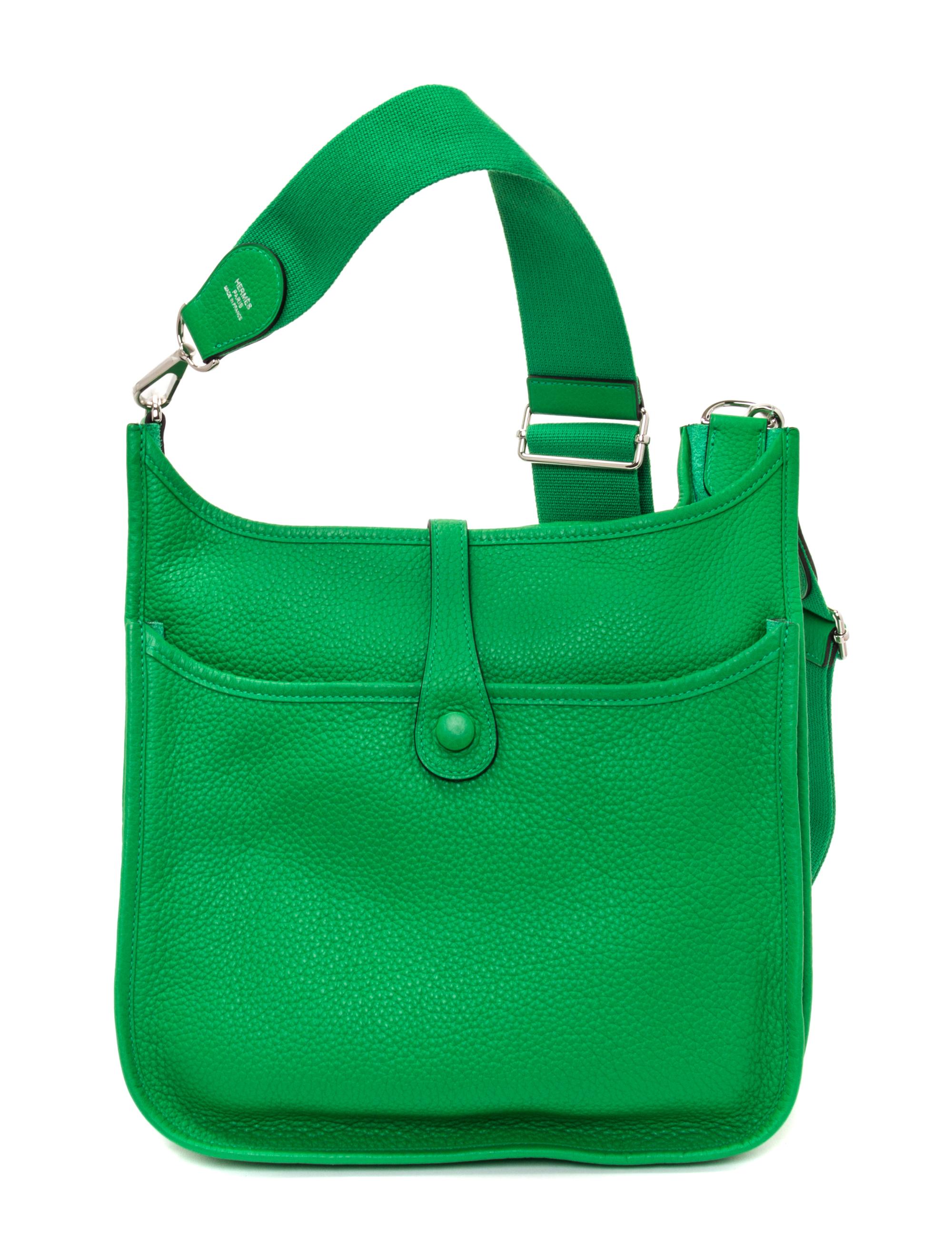 An Hermes Vert Evelyne III PM Handbag, 11.25" x 12'" x 2.5".
