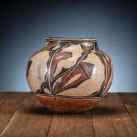 Kewa / Cochiti Pottery Jar
