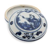 A Chinese Blue and White Porcelain Seal Box and Cover